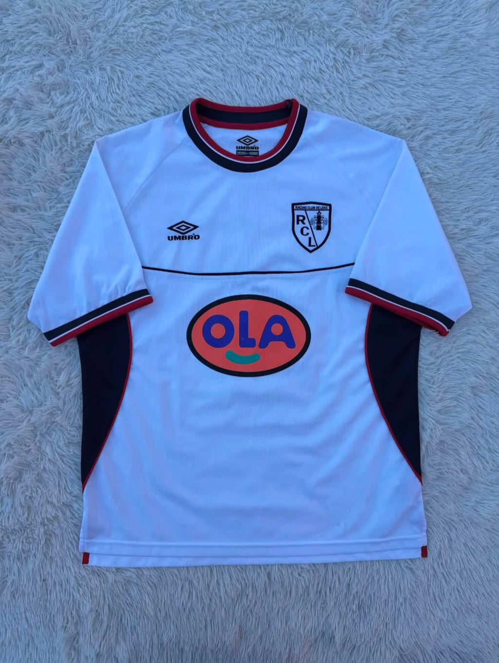 Lens