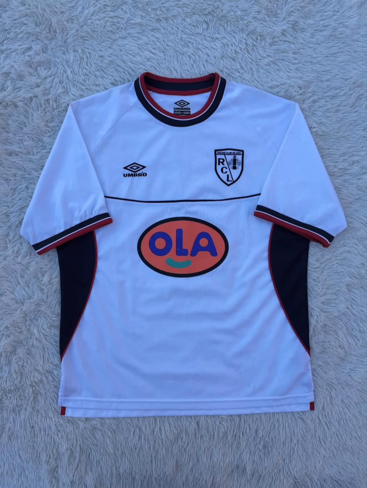 Lens